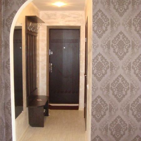 2 К.К.Люкс На Проспекте Мира,1, Г. Николаев Apartment Bagian luar foto